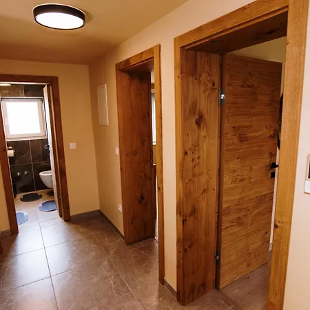 Casa Lumi Бугойно